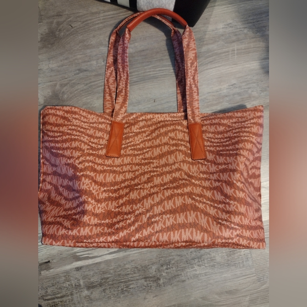 The Michael Kors Large Tote Bag